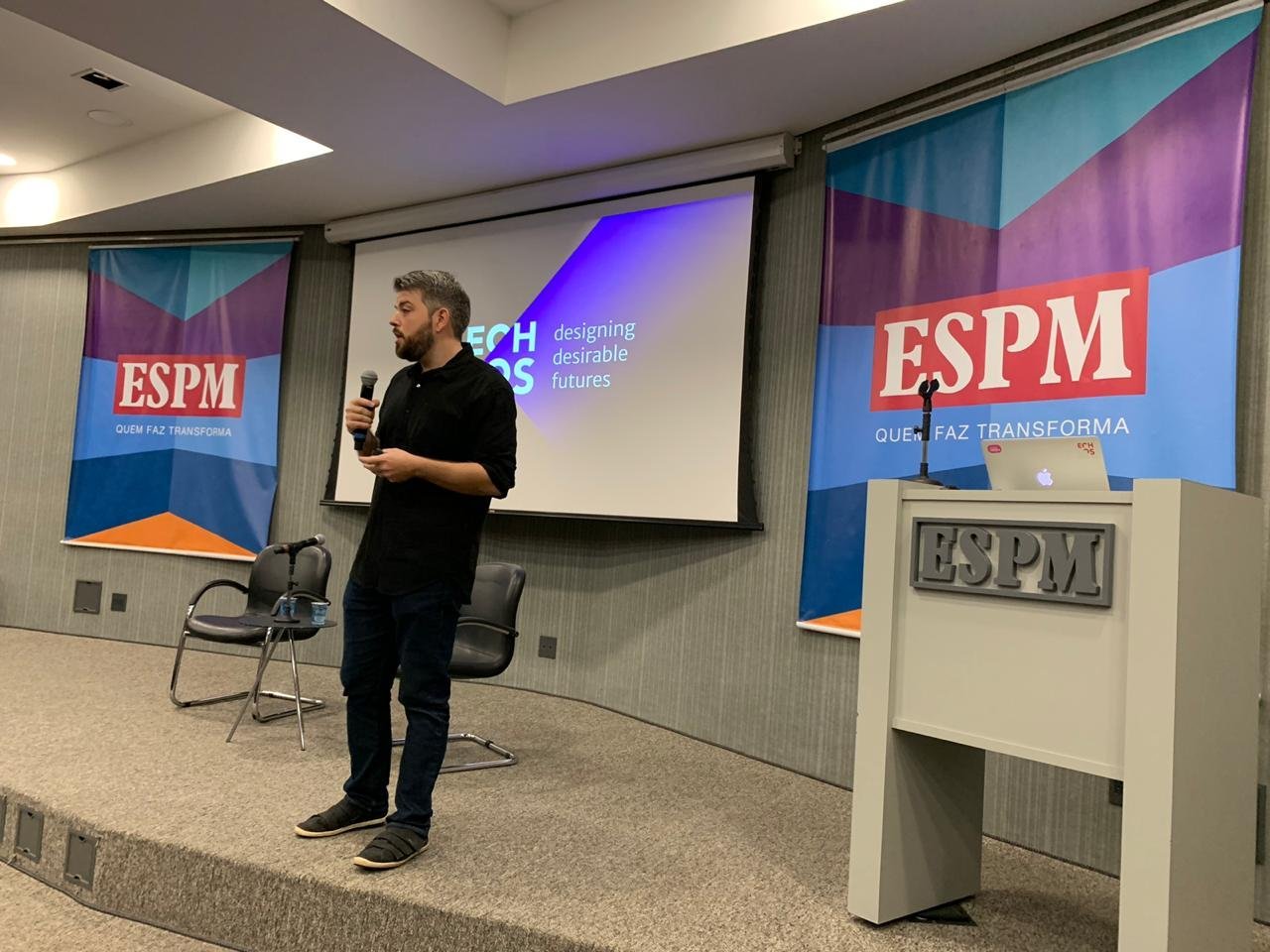 Aula magna para a turma de design na ESPM